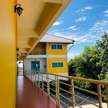 Baanlugchange Hotel Chanthaburi Esterno foto
