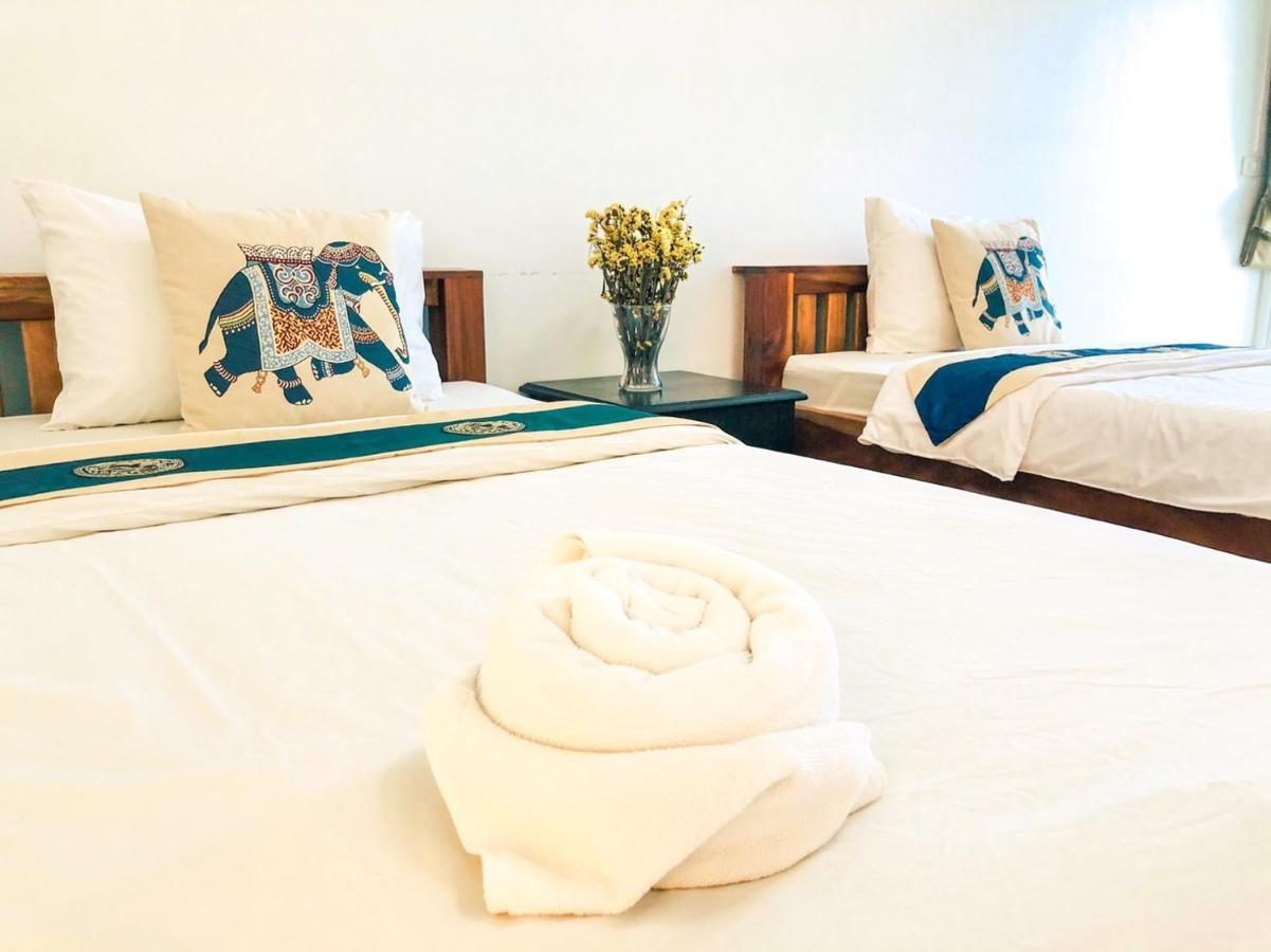Baanlugchange Hotel Chanthaburi Esterno foto
