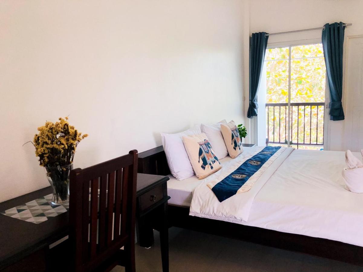 Baanlugchange Hotel Chanthaburi Esterno foto